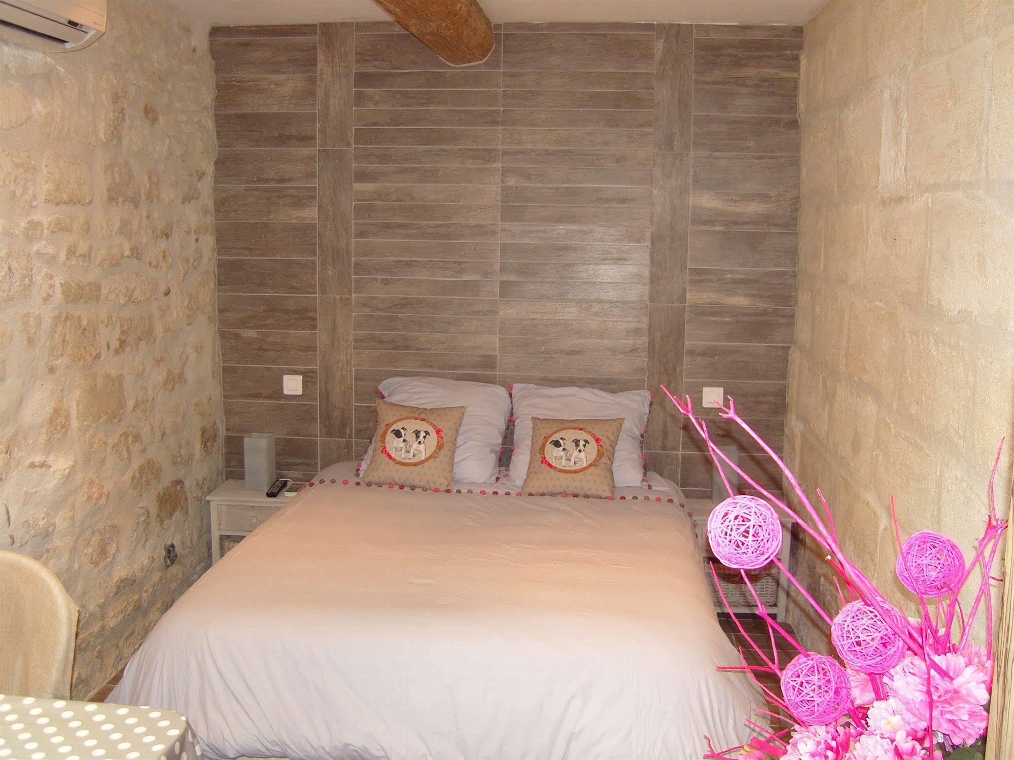 Bed and Breakfast Mas Guiraud, Le Coquet Beaucaire  Exterior foto