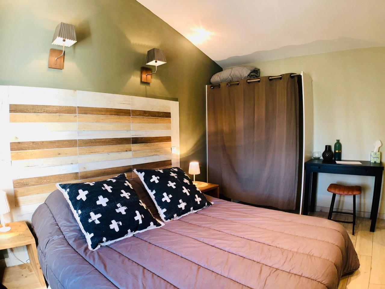 Bed and Breakfast Mas Guiraud, Le Coquet Beaucaire  Exterior foto
